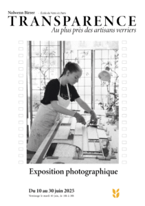 Artisan verrier en train de découper du verre dans son atelier, en préparation de l’exposition Transparence à épi'sol